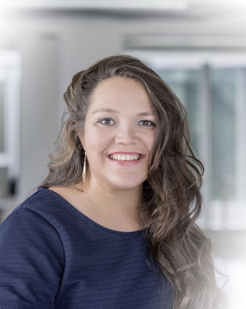 Claudia El Ahwany, Architektin Fachfrau für Öffentlichkeitsarbeit in der Baubranche